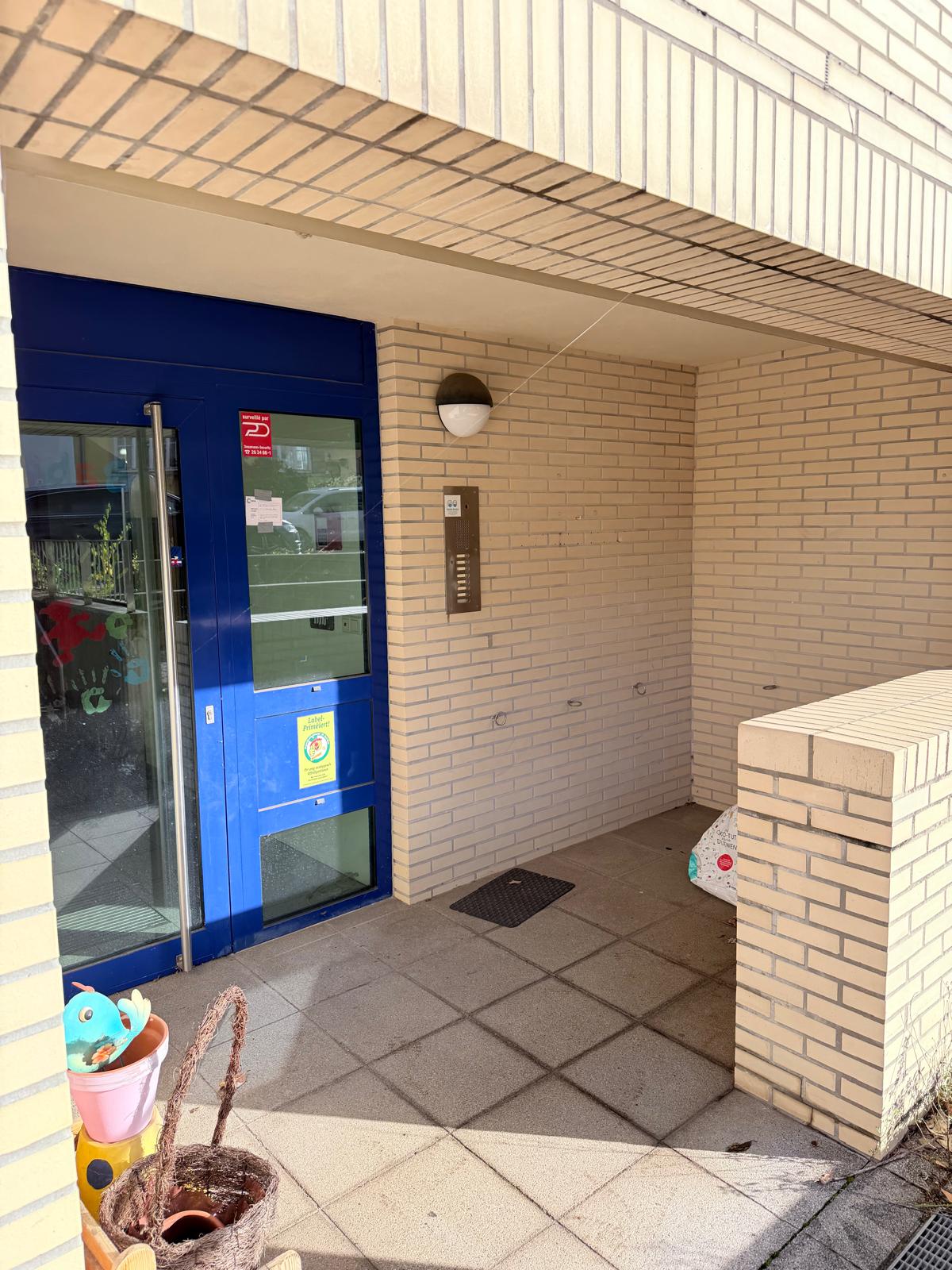 WhatsApp Image 2025-11-06 à 09.04.27_00fcd4b0.jpg